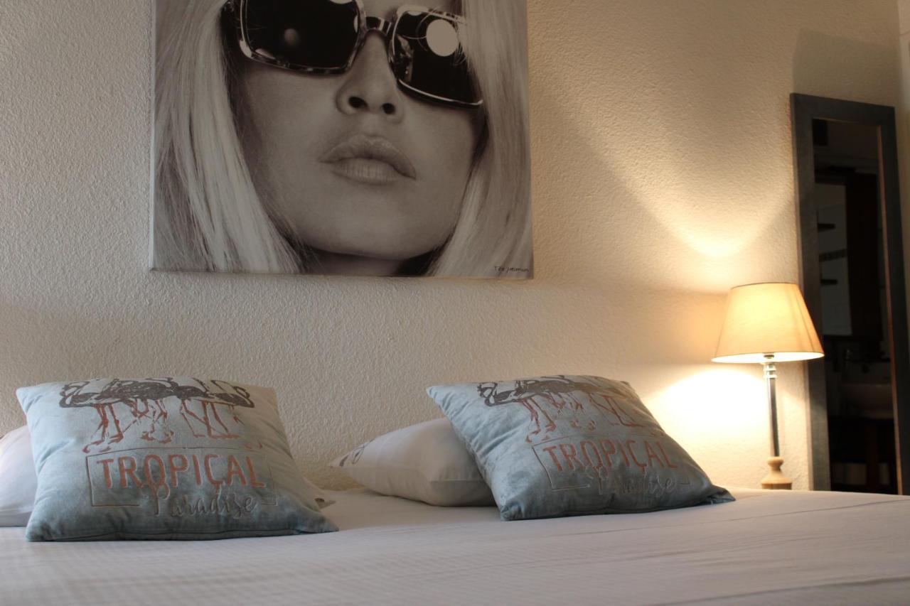 Studio centre Saint Tropez parking piscine wifi vue mer Esterno foto