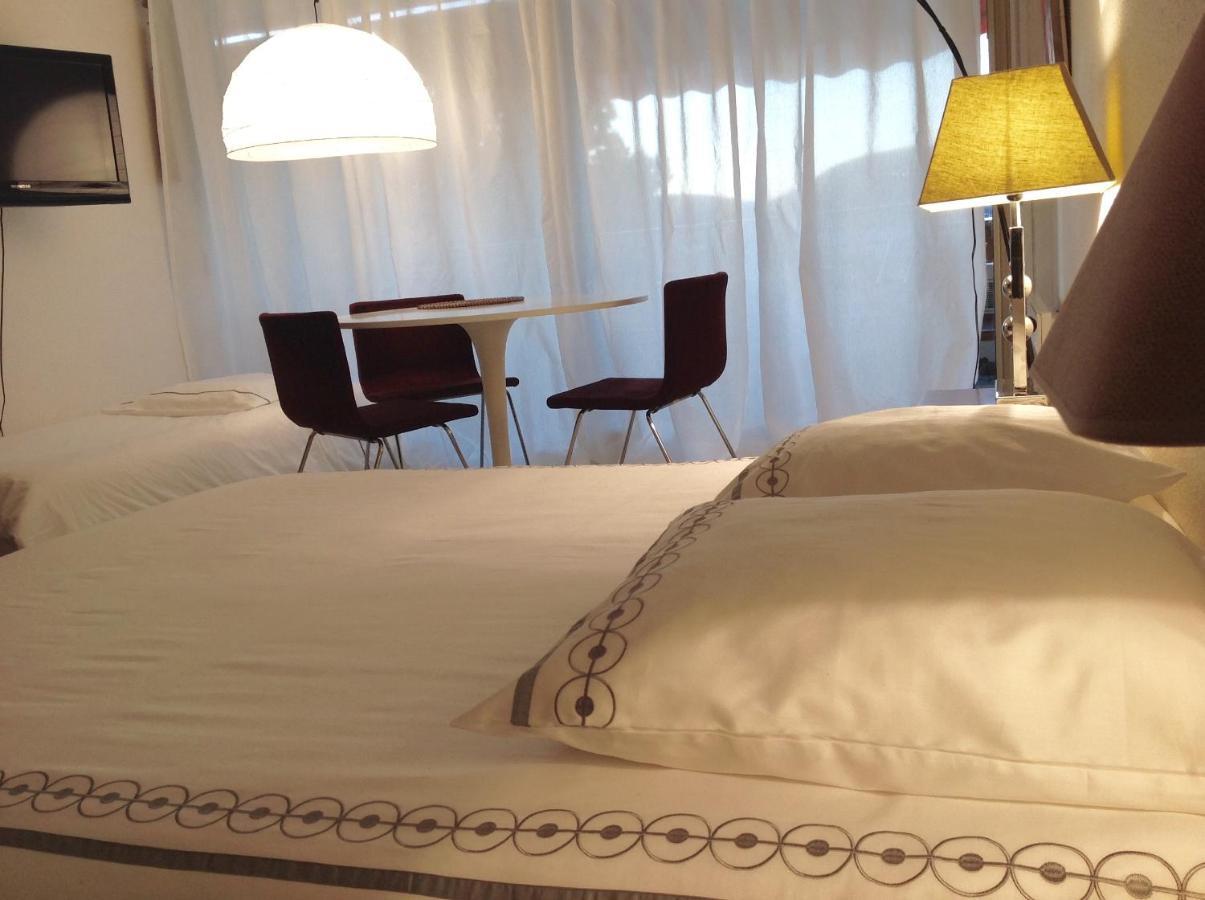 Studio centre Saint Tropez parking piscine wifi vue mer Esterno foto