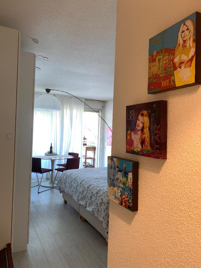 Studio centre Saint Tropez parking piscine wifi vue mer Esterno foto